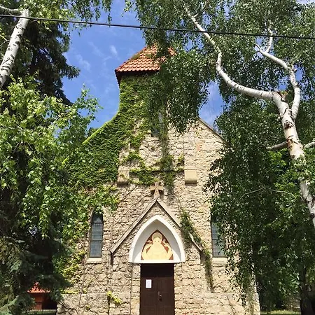 Foevenyes House * בלטונודבארי